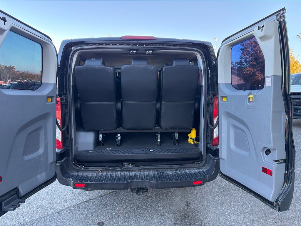 Used 2019 Ford Transit 350 XLT RWD image 26