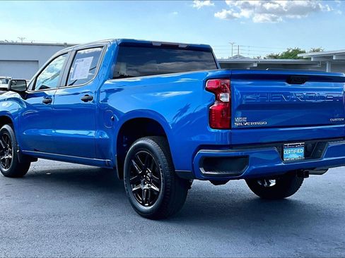 Certified 2023 Chevrolet Silverado 1500 Custom image 3