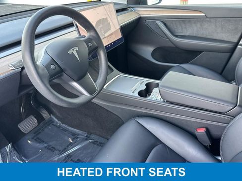 Used 2024 Tesla Model Y Long Range AWD/4WD image 9