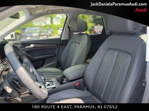 Certified 2023 Audi Q5 Premium w/ Convenience Package AWD/4WD image 9