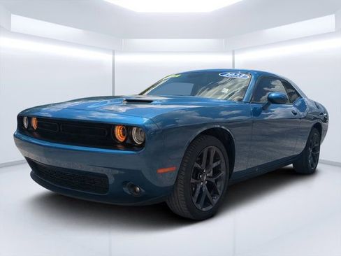 Used 2023 Dodge Challenger SXT w/ Blacktop Package RWD image 7