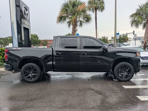 Used 2022 Chevrolet Silverado 1500 Custom AWD/4WD image 2