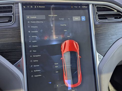 Used 2015 Tesla Model S 85D image 20