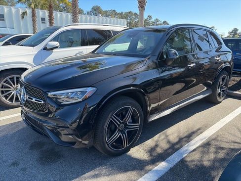 Used 2025 Mercedes-Benz GLC 300 GLC 300 image 1