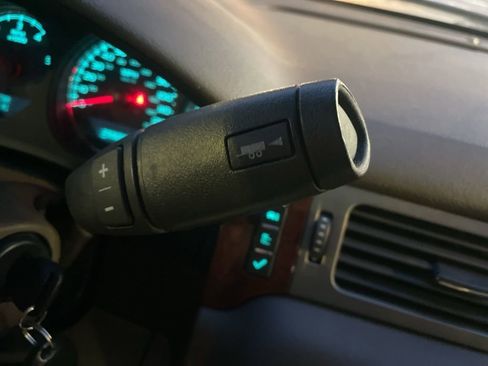 Used 2012 Chevrolet Tahoe LT w/ Luxury Package image 23