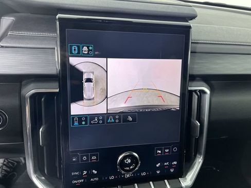 Used 2026 GMC Acadia Elevation FWD image 15