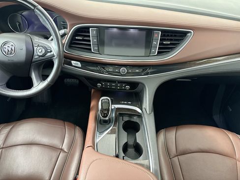 Used 2018 Buick Enclave Avenir w/ Avenir Technology Package AWD/4WD image 14