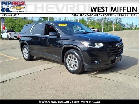 Used 2020 Chevrolet Traverse LS w/ LPO, Blackout Package AWD/4WD image 1