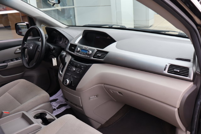 Used 2013 Honda Odyssey EX image 32