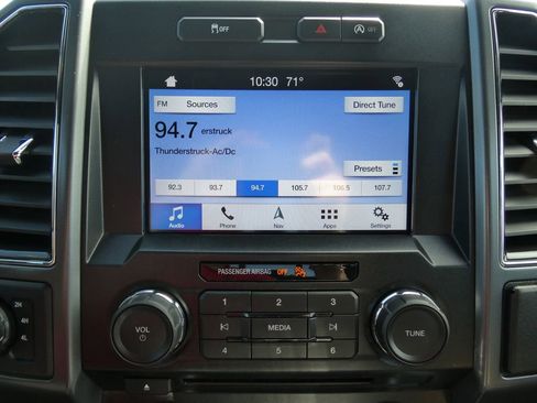Used 2018 Ford F150 XLT w/ Equipment Group 302A Luxury AWD/4WD image 29