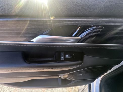 Used 2024 Jeep Wagoneer L Series II w/ Flexible Seating Group image 37