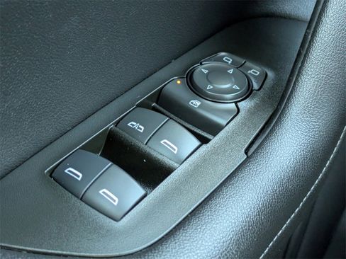 Used 2025 Chevrolet Blazer LT image 20