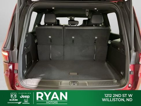 New 2025 Jeep Wagoneer Series II w/ Convenience Group I image 11