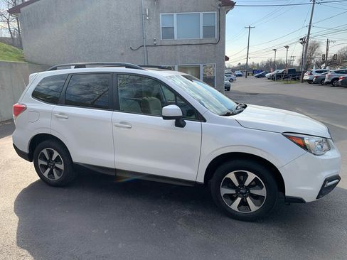 Used 2017 Subaru Forester 2.5i Premium w/ Popular Package #2A image 6