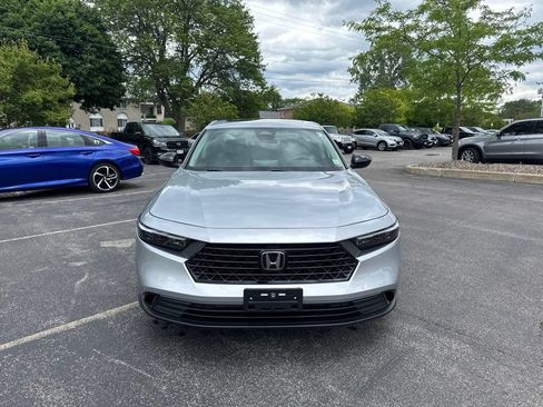 Certified 2025 Honda Accord SE image 10