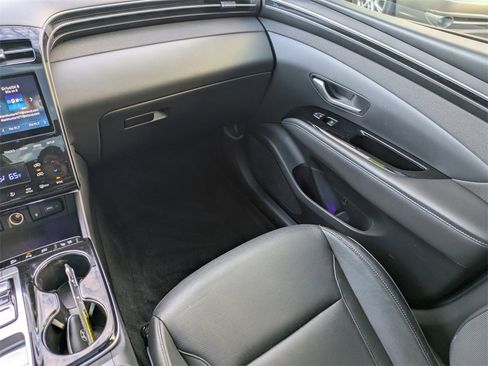 Used 2022 Hyundai Tucson Limited image 19