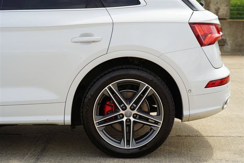Used 2019 Audi SQ5 Prestige AWD/4WD image 24