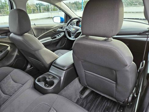 Used 2018 Chevrolet Volt LT w/ Comfort Package image 15