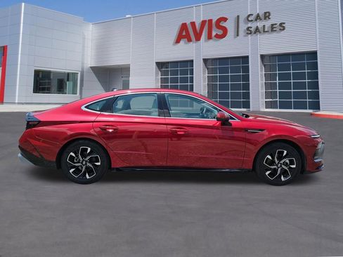 Used 2025 Hyundai Sonata SEL FWD image 7