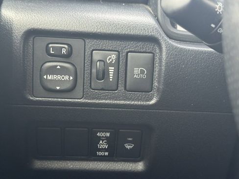 Used 2023 Toyota 4Runner TRD Off-Road Premium image 17