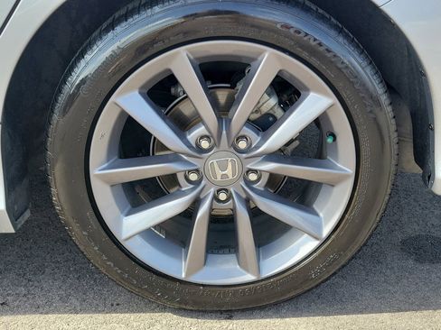 Used 2019 Honda Civic EX-L image 12
