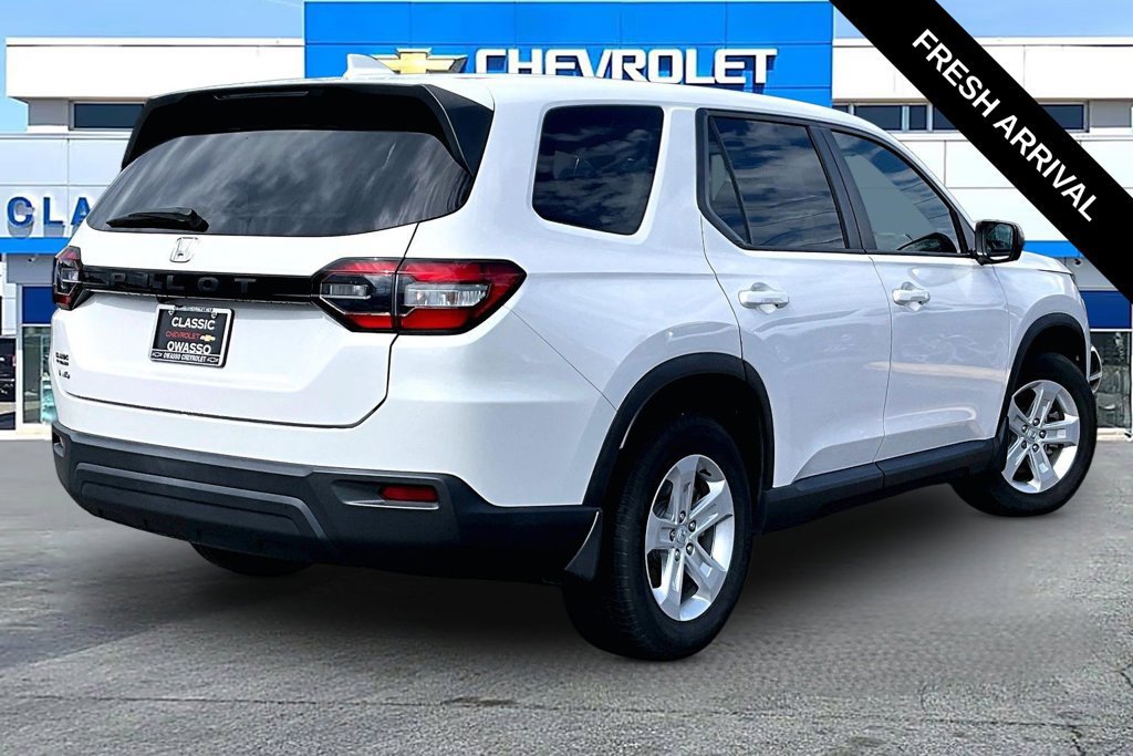 Used 2023 Honda Pilot LX image 20