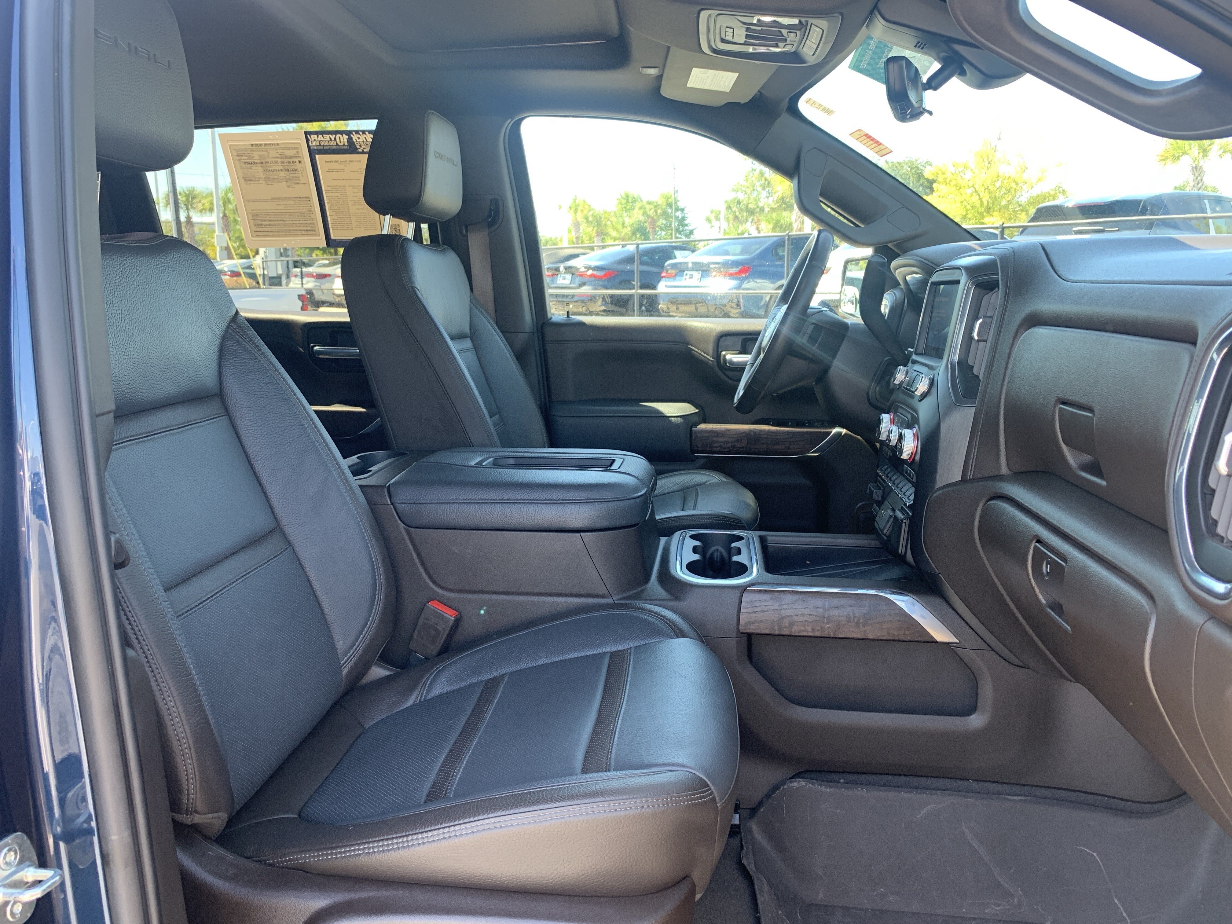 Used 2021 GMC Sierra 1500 Denali w/ Denali Ultimate Package AWD/4WD image 33