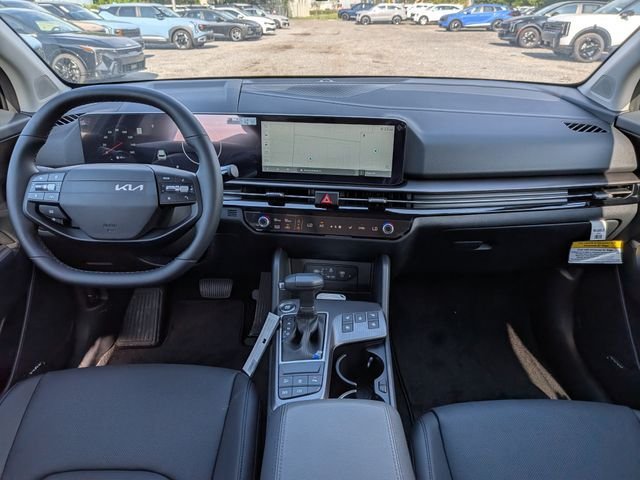 New 2026 Kia Sportage SX FWD image 17