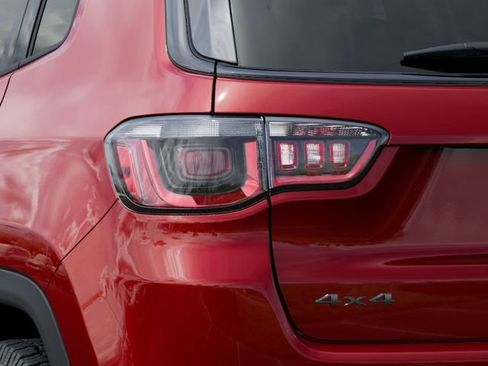 New 2026 Jeep Compass Trailhawk w/ Sun, Sound & Navigation Group AWD/4WD image 10