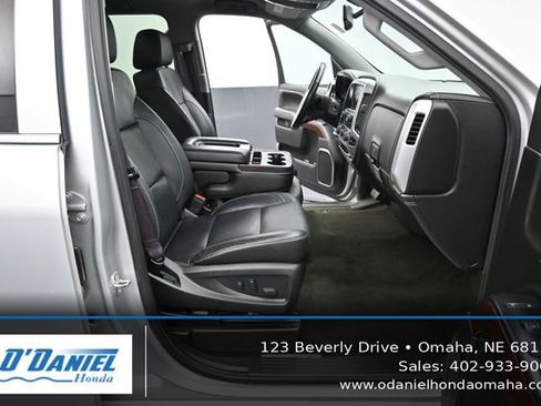 Used 2017 GMC Sierra 1500 SLT w/ SLT Preferred Package AWD/4WD image 39