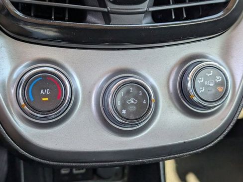 Used 2021 Chevrolet Spark LS image 17