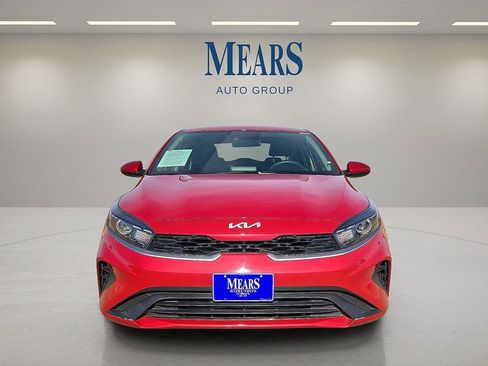 Used 2024 Kia Forte LXS image 9