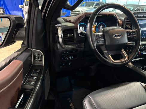 Used 2023 Ford F150 Lariat w/ Equipment Group 502A High image 9