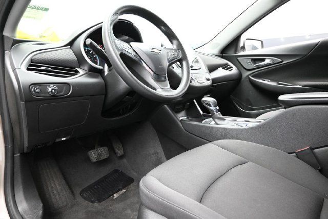 Used 2024 Chevrolet Malibu LT FWD image 22