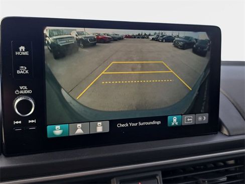 Used 2023 Honda Pilot Touring image 27