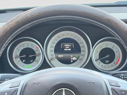 Used 2016 Mercedes-Benz E 350 4MATIC Sedan image 31