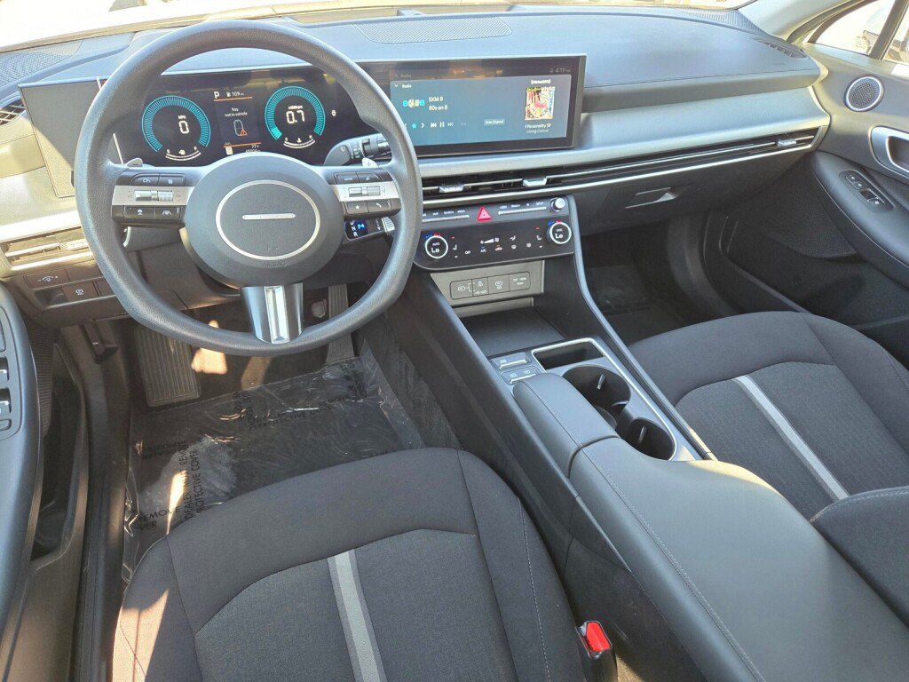 Used 2024 Hyundai Sonata SEL FWD image 16