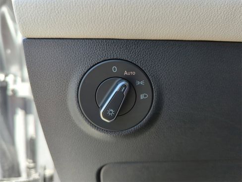 New 2026 Volkswagen Taos S image 38