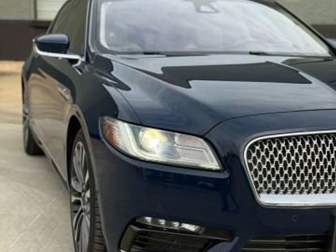 Used 2018 Lincoln Continental Reserve image 5