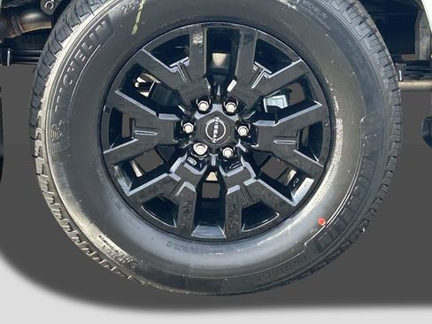 New 2026 Nissan Frontier SV RWD image 8