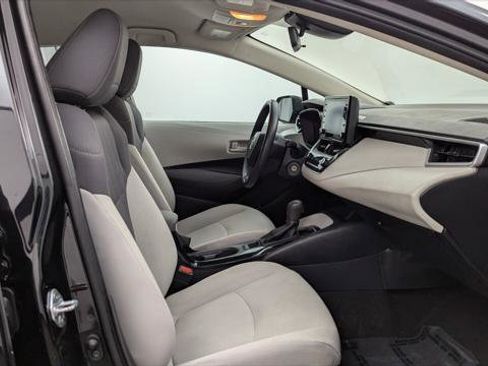 Used 2022 Toyota Corolla LE image 21