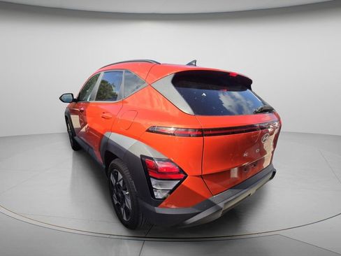 Used 2024 Hyundai Kona SEL FWD image 6