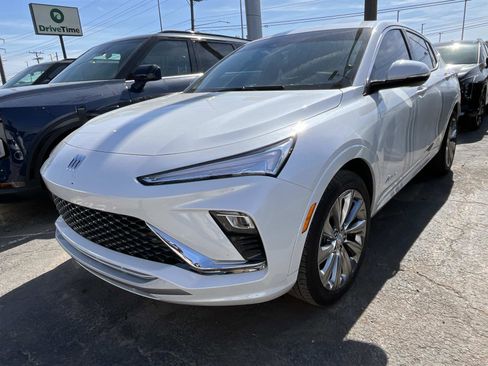 Used 2024 Buick Envista Avenir FWD image 3