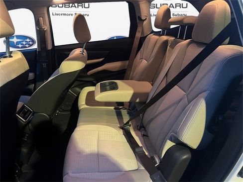 Used 2022 Subaru Ascent Premium w/ Convenience Package image 10