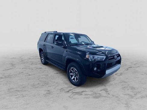 Used 2023 Toyota 4Runner TRD Off-Road Premium image 3