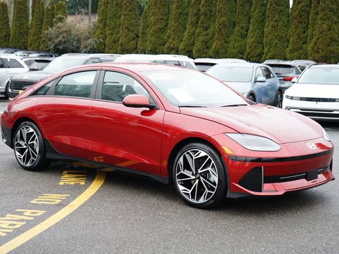 Used 2025 Hyundai Ioniq 6 SEL image 4
