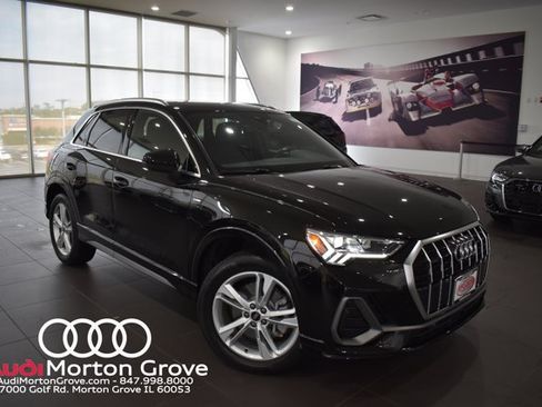 Used 2023 Audi Q3 2.0T Premium Plus w/ Premium Plus Package AWD/4WD image 1