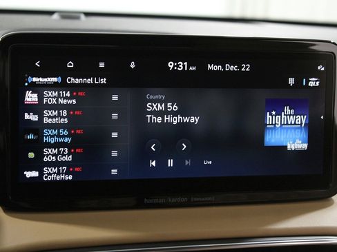 Certified 2023 Hyundai Santa Fe Calligraphy w/ Cargo Package image 11