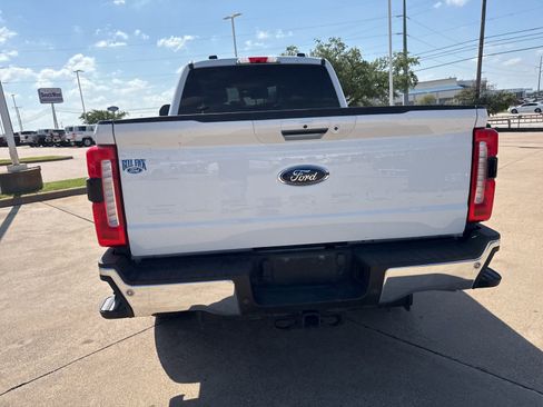 Used 2023 Ford F350 Lariat w/ Chrome Package AWD/4WD image 6