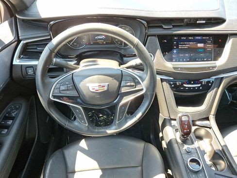 Certified 2024 Cadillac XT5 Premium Luxury AWD/4WD image 22